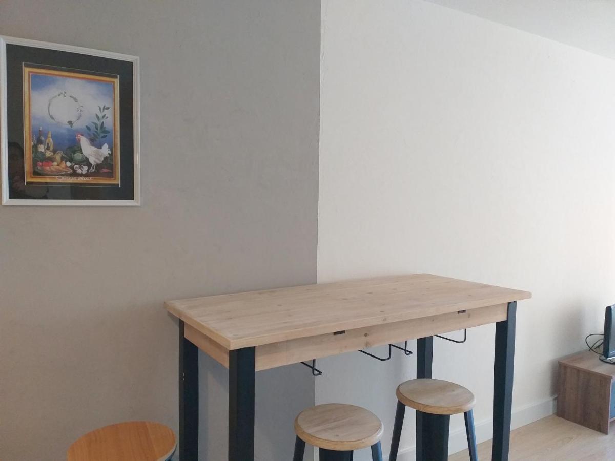 Le Savoie Appartement 2 Chambres 3 Couchages ,Balcon Et Parking Prive Bellegarde-sur-Valserine Luaran gambar
