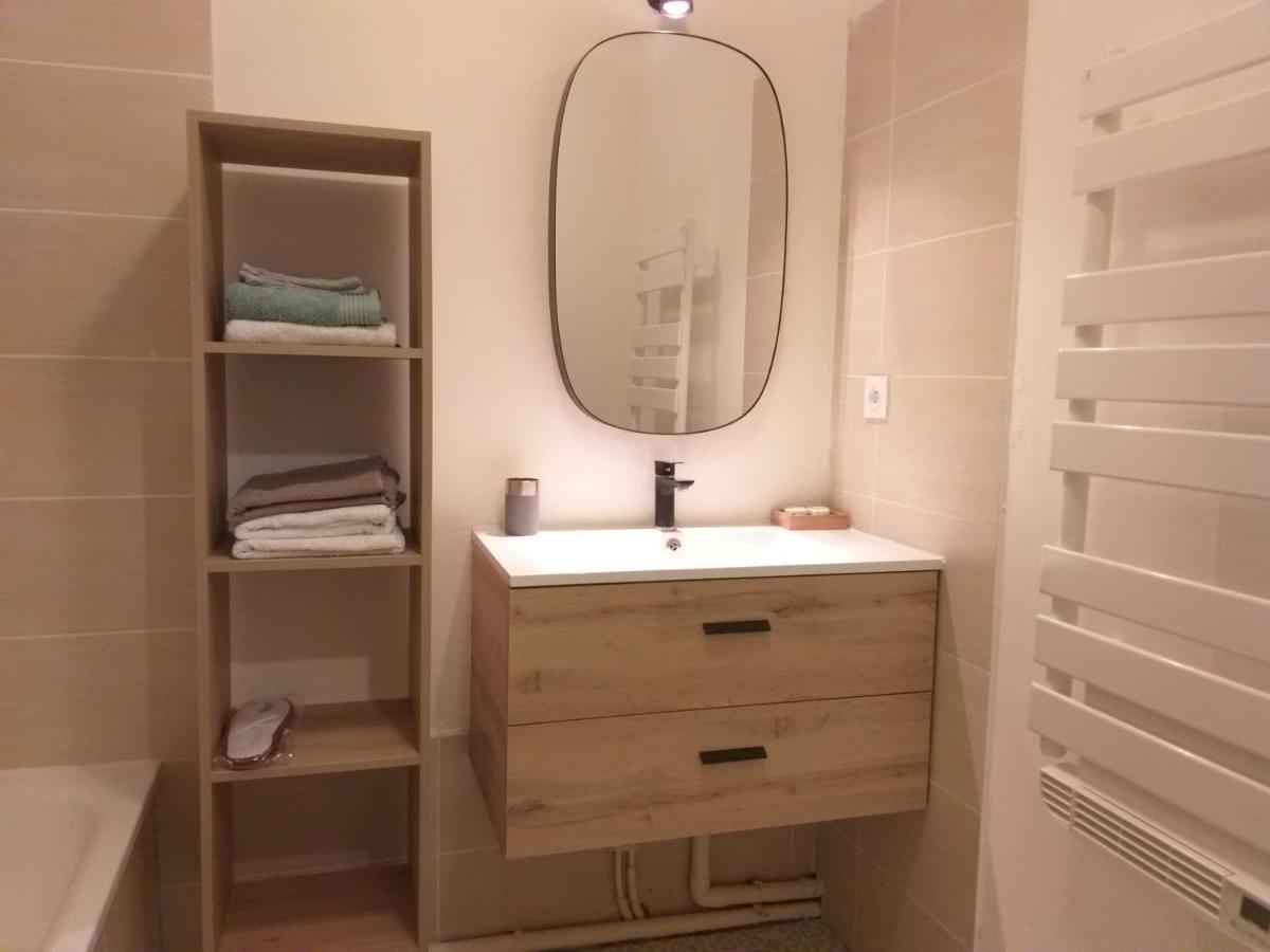 Le Savoie Appartement 2 Chambres 3 Couchages ,Balcon Et Parking Prive Bellegarde-sur-Valserine Luaran gambar